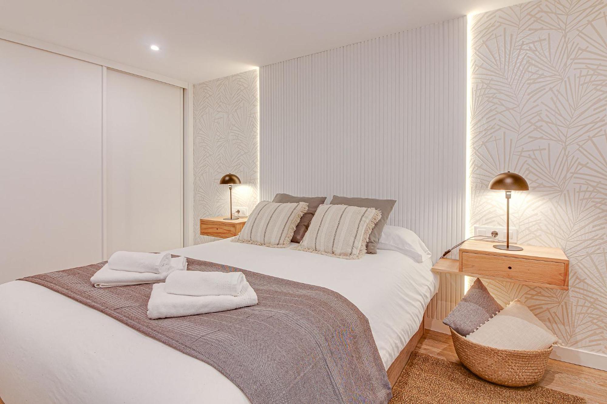 Diseno A Coruna Con Garaje Gratis By Theblueapartments Com Экстерьер фото